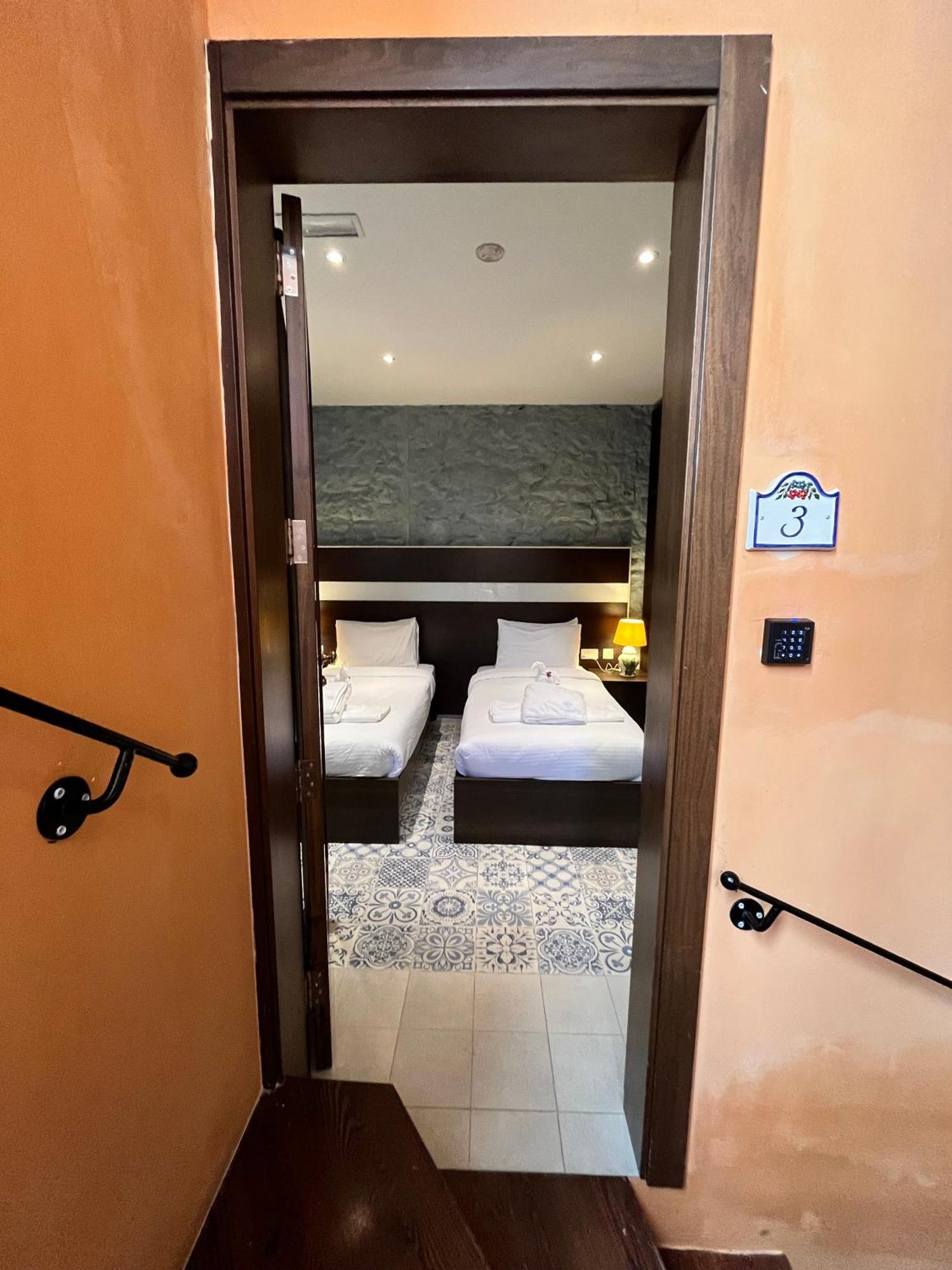 Hotel My Travel House à Rabat Extérieur photo