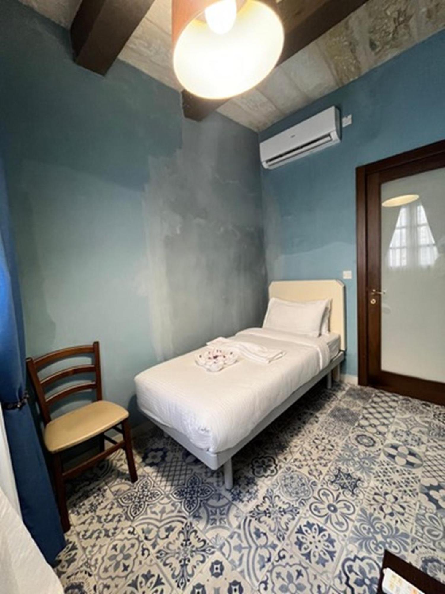 Hotel My Travel House à Rabat Extérieur photo
